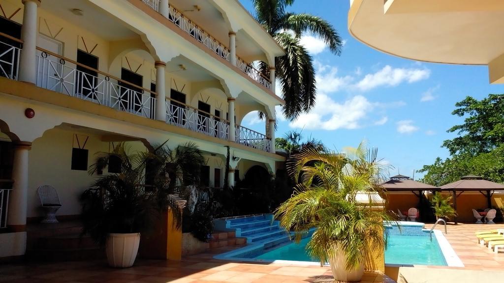 Grandiosa Hotel Бухта Монтего Экстерьер фото