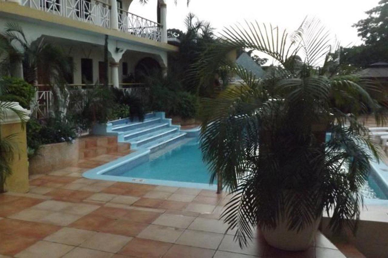 Grandiosa Hotel Бухта Монтего Экстерьер фото