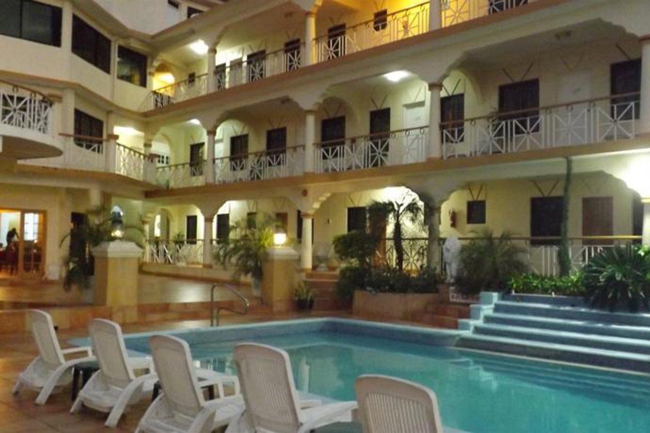 Grandiosa Hotel Бухта Монтего Экстерьер фото